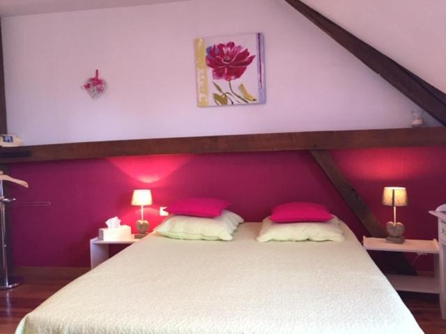 Les Trois Cornets Hotel Saint-Ouen-des-Champs Kültér fotó